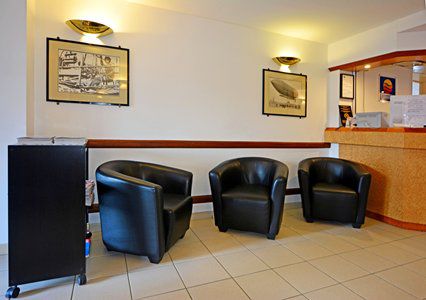 Logis - & Restaurant Des Lacs Paris Sud Hotel 3*