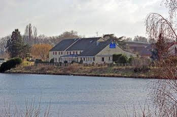 Logis - & Restaurant Des Lacs Paris Sud 3* Viry-Châtillon