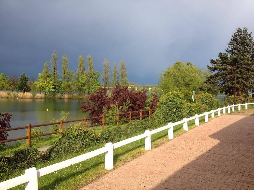 Logis - & Restaurant Des Lacs Paris Sud Viry-Châtillon